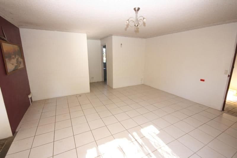 5 – 7 Russell Road, Gaven, QLD, 4211, Gaven - Thumbnail 3