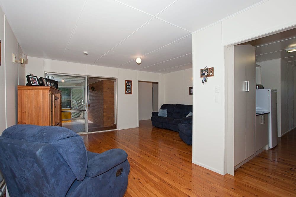 12 Farr Street, Kearneys Spring QLD 4350, Kearneys Spring - Thumbnail 3