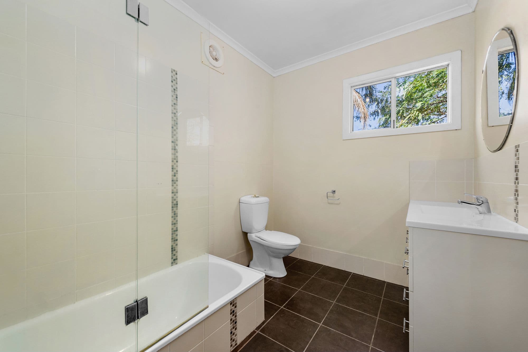 38 Patwin Street, Oxley QLD 4075, Oxley - Thumbnail 7