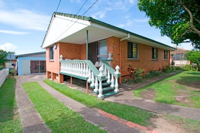 16 Gibbs Street, RIVERVIEW QLD 4303, Riverview - Image 1