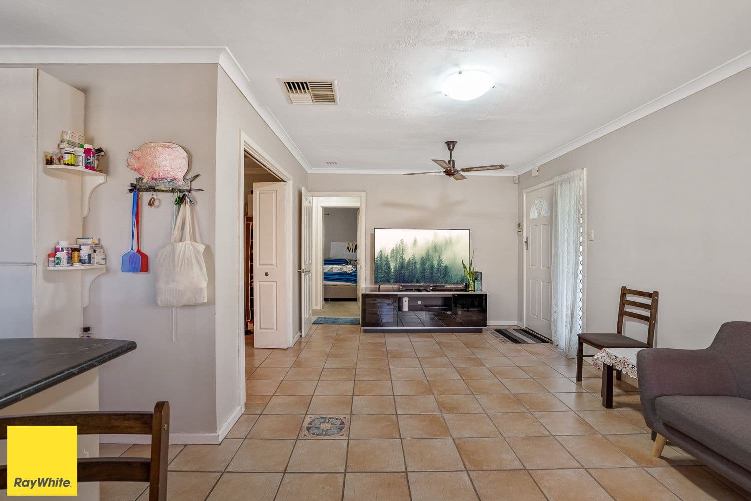 17 Pannell Way, Girrawheen WA 6064, Girrawheen - Thumbnail 6