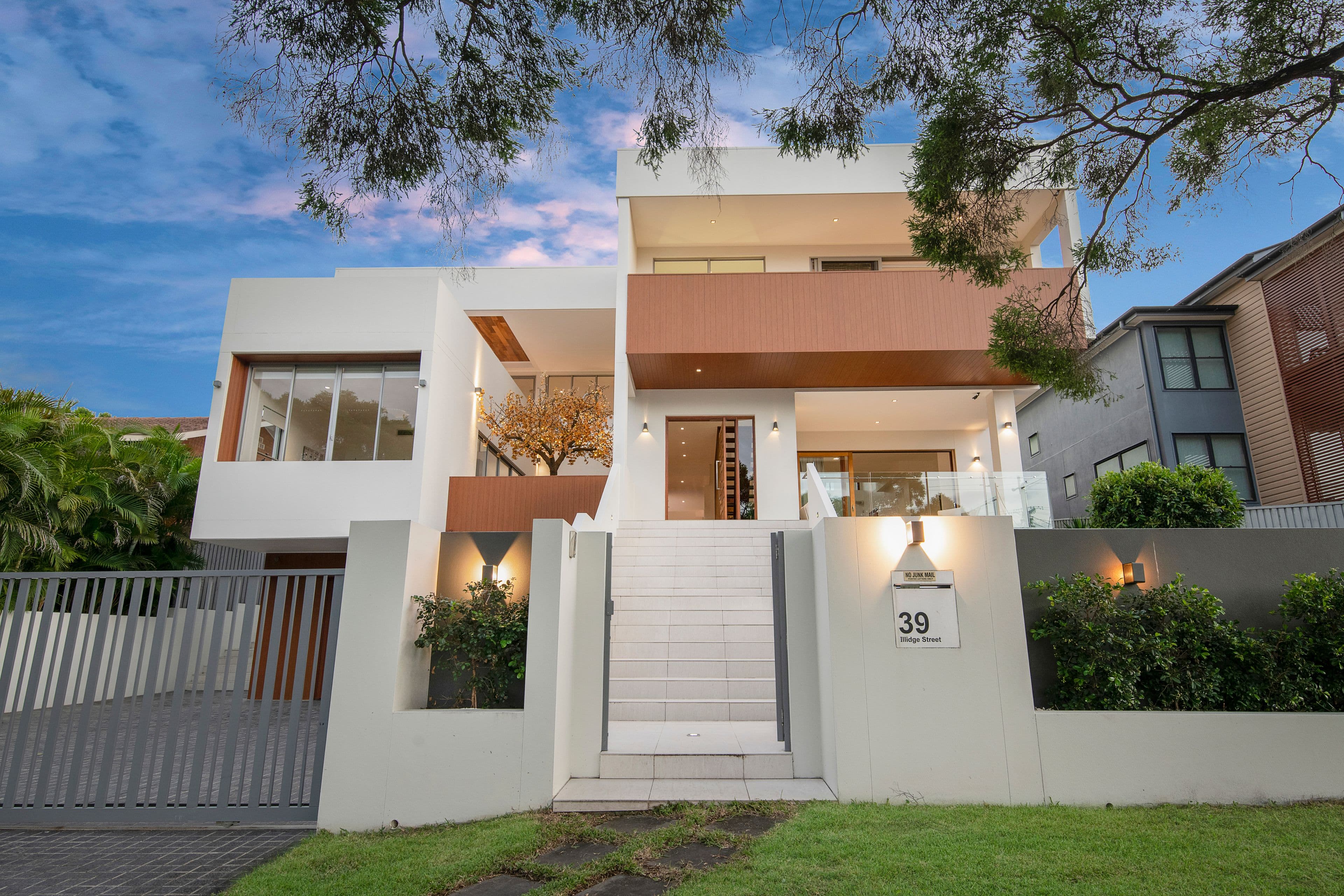 39 Illidge Street, Coorparoo QLD 4151, Coorparoo - Image 1