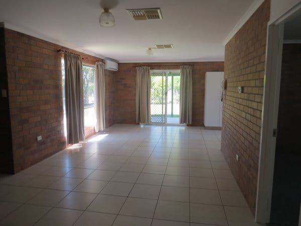 101 Roberts Street, Emerald QLD 4720, Emerald - Thumbnail 5