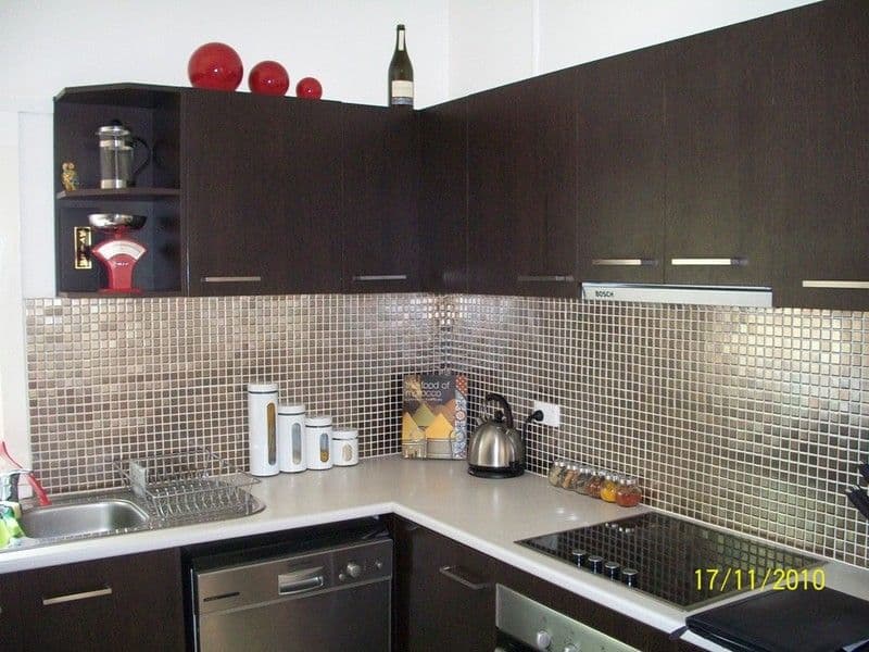 66 Albatross Avenue, MERMAID BEACH QLD 4218, Mermaid Beach - Thumbnail 2