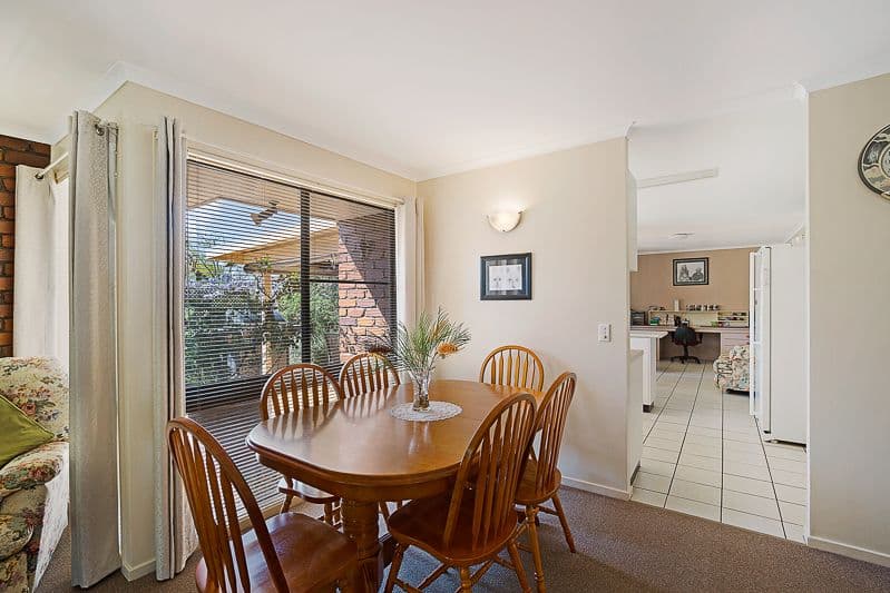 18 Bingara Street, Mount Lofty QLD 4350, Mount Lofty - Thumbnail 5