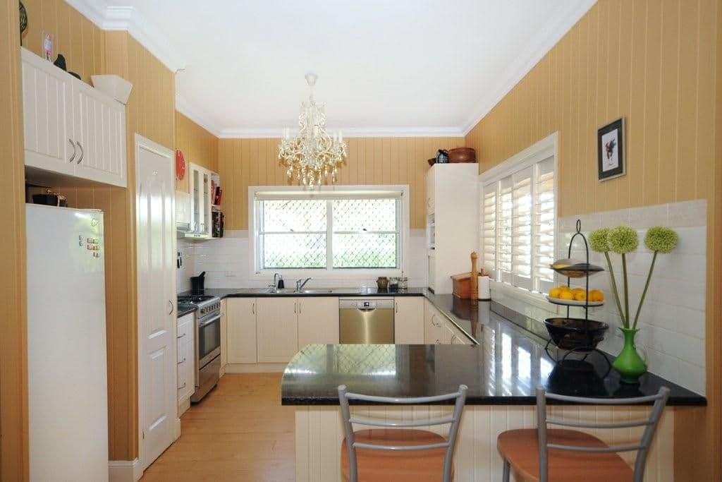 76a Mackenzie Street, MOUNT LOFTY QLD 4350, Mount Lofty - Thumbnail 2