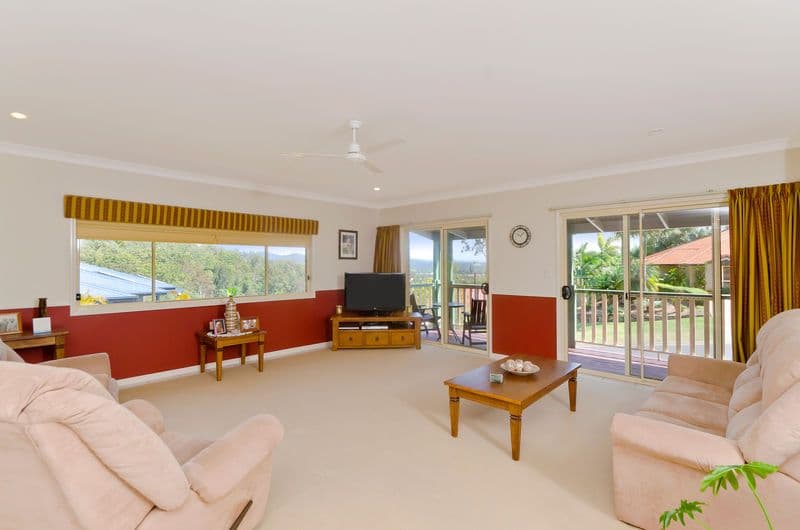 26 Forest Drive, ELANORA QLD 4221, Elanora - Thumbnail 7