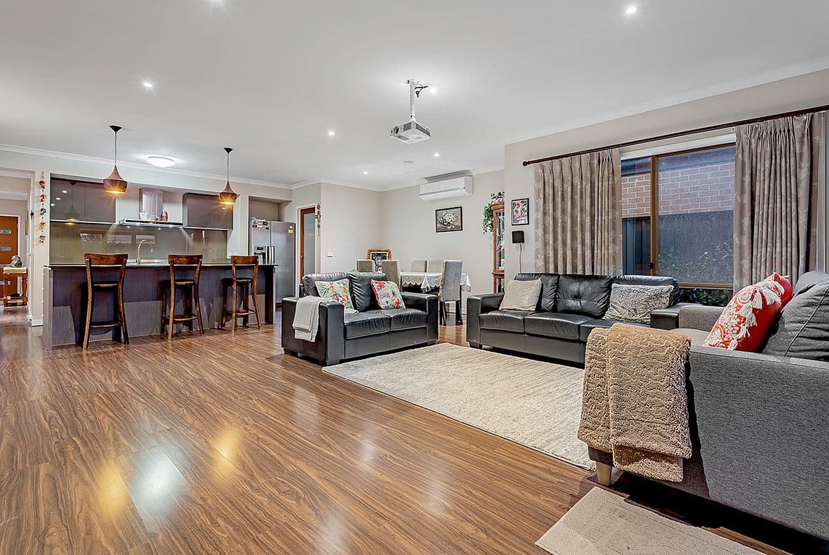 13 Barnell Street, Craigieburn VIC 3064, Craigieburn - Thumbnail 5