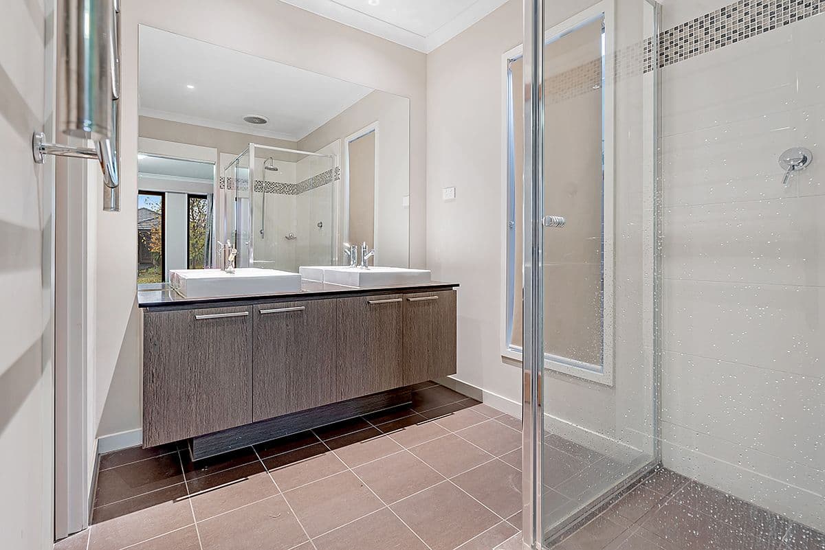 13 Barnell Street, Craigieburn VIC 3064, Craigieburn - Thumbnail 7
