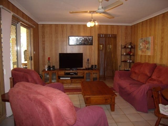 20 Foss Crescent, CARNARVON WA 6701, Brockman - Thumbnail 2