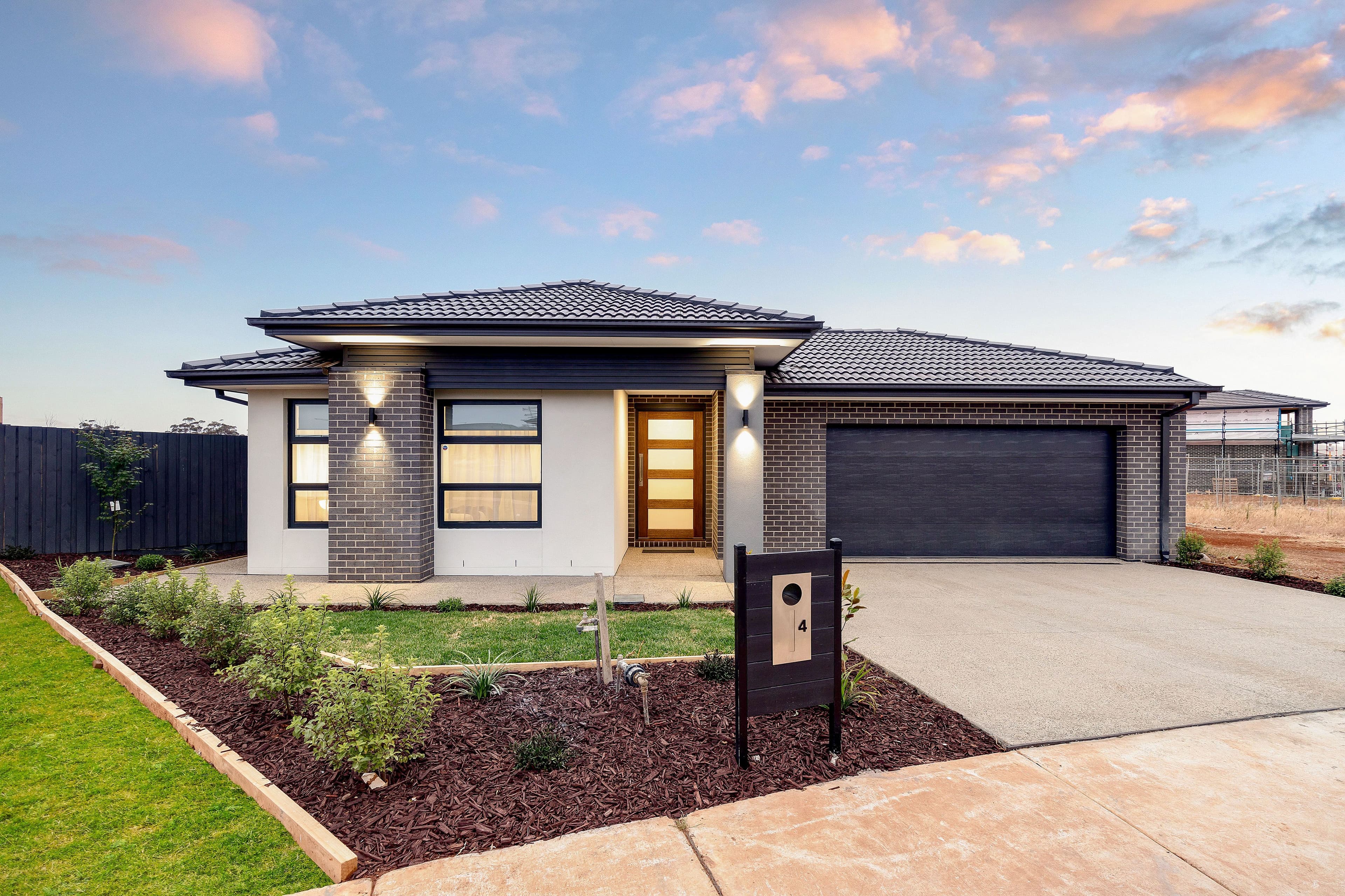 4 Percheron Street, BONNIE BROOK VIC 3335, Bonnie Brook - Image 1
