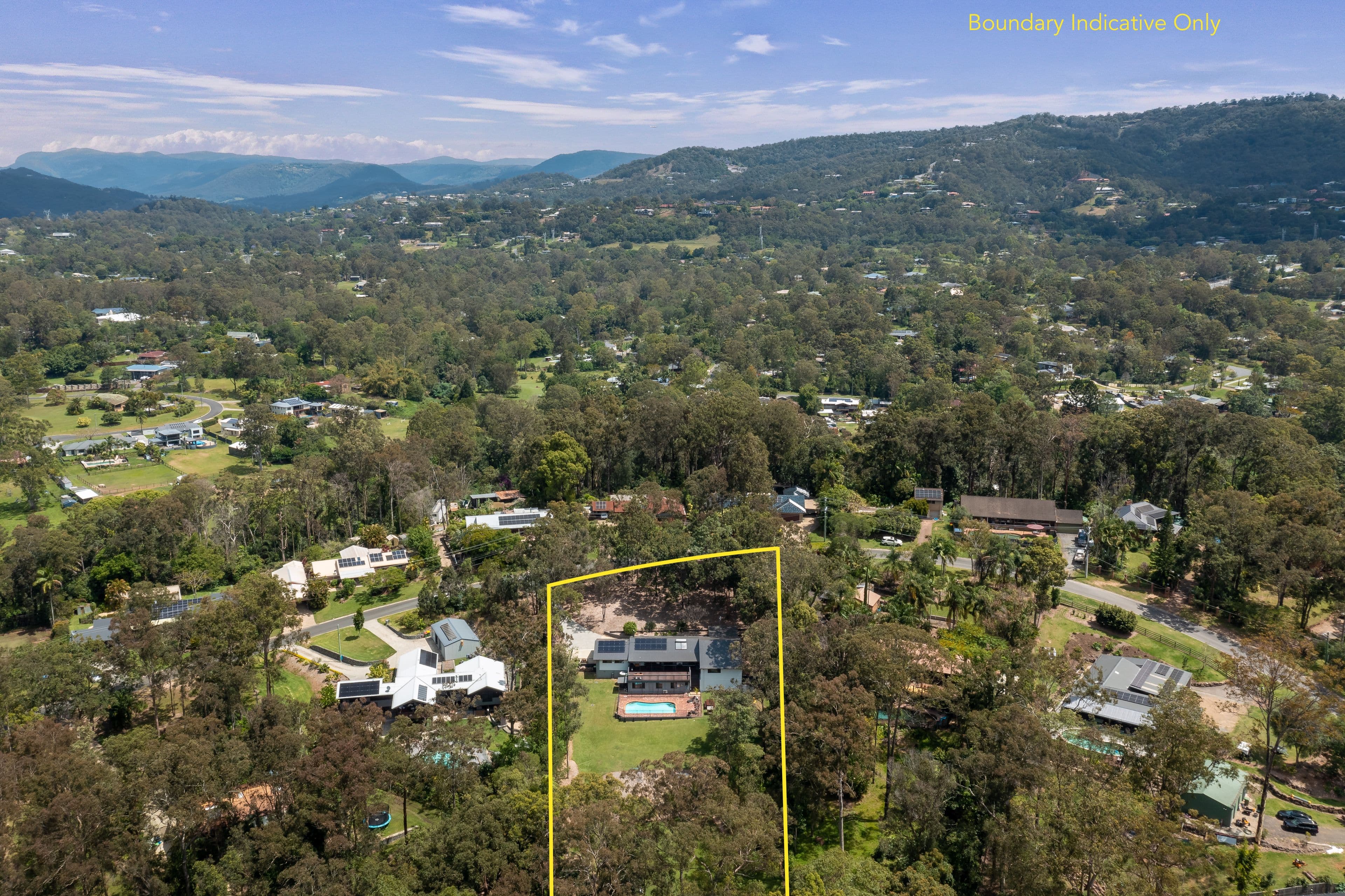 35 Thredbo Drive, Worongary QLD 4213, Worongary - Thumbnail 3