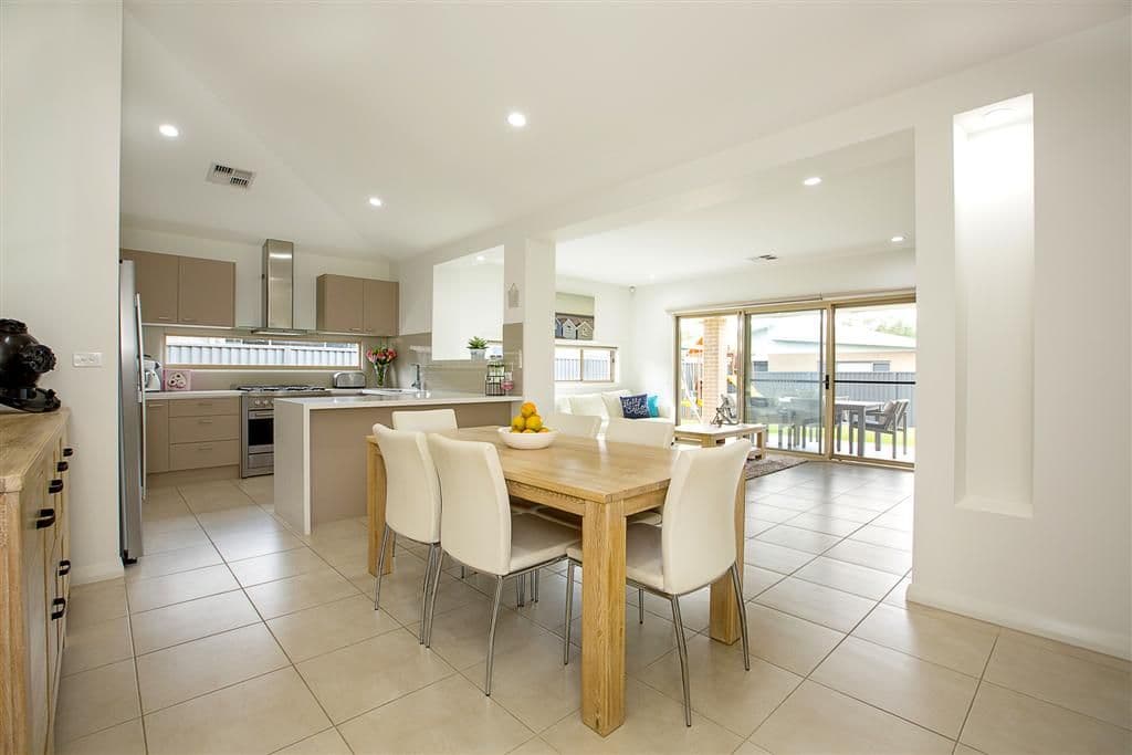 6 Risus Avenue, Glenmore Park NSW 2745, Glenmore Park - Thumbnail 5