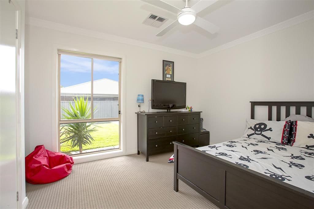 6 Risus Avenue, Glenmore Park NSW 2745, Glenmore Park - Thumbnail 7