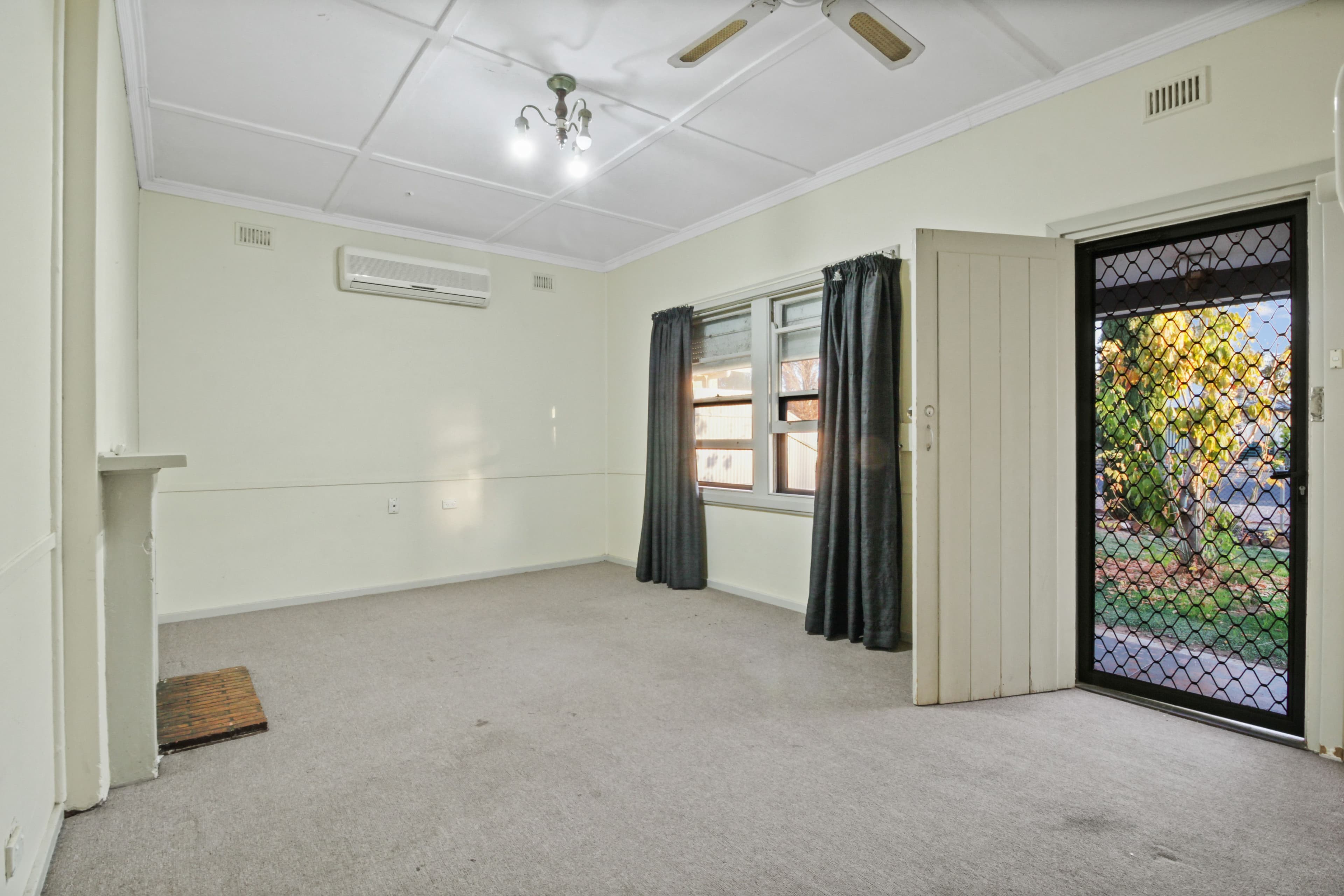 108 Seventeenth Street, Renmark SA 5341, Renmark - Thumbnail 2
