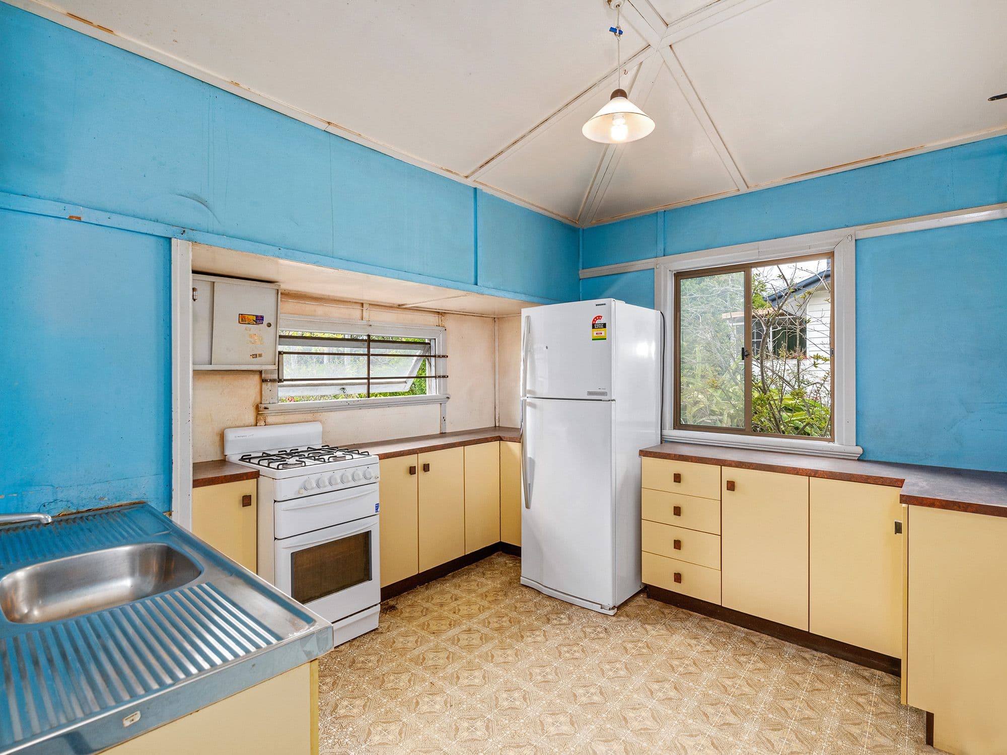 61 Albert Street, Holland Park West QLD 4121, Holland Park West - Thumbnail 6