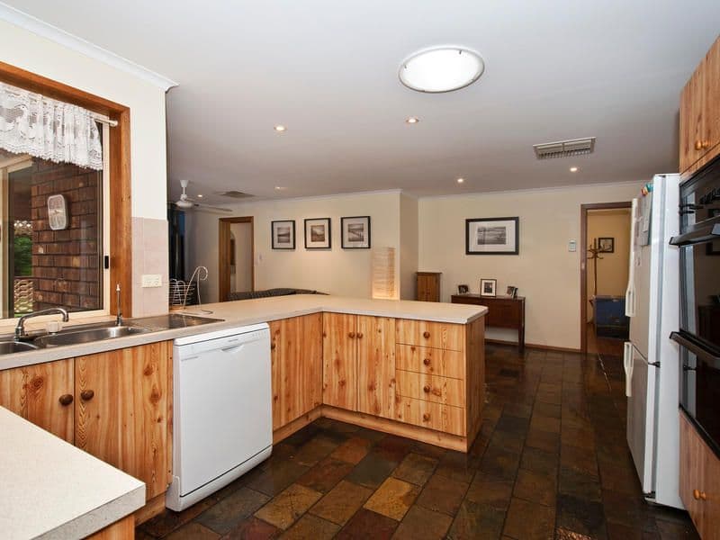 51 Quailo Avenue, HALLETT COVE SA 5158, Hallett Cove - Thumbnail 7