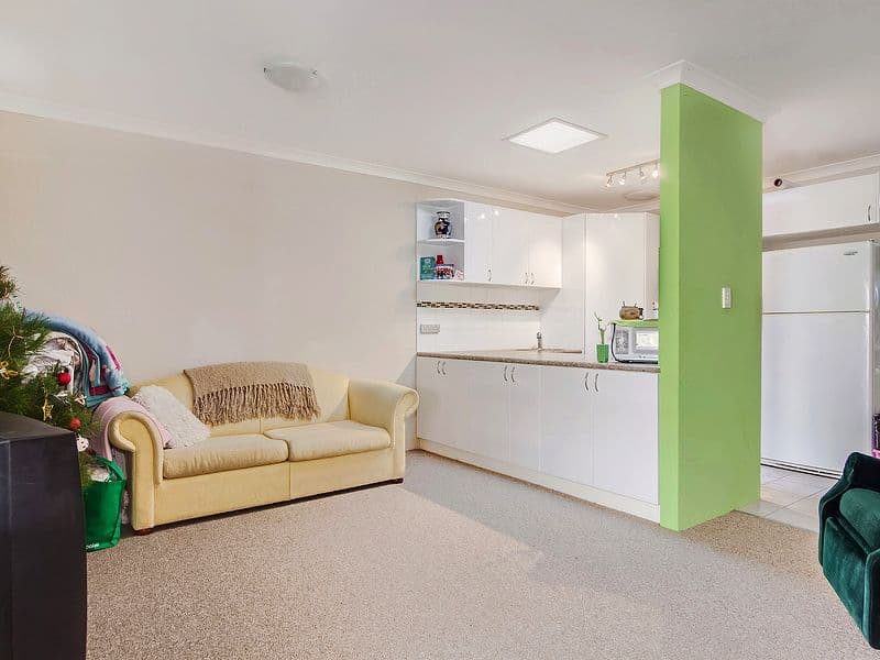 12 Wroxton Street, MIDLAND WA 6056, Midland - Thumbnail 2