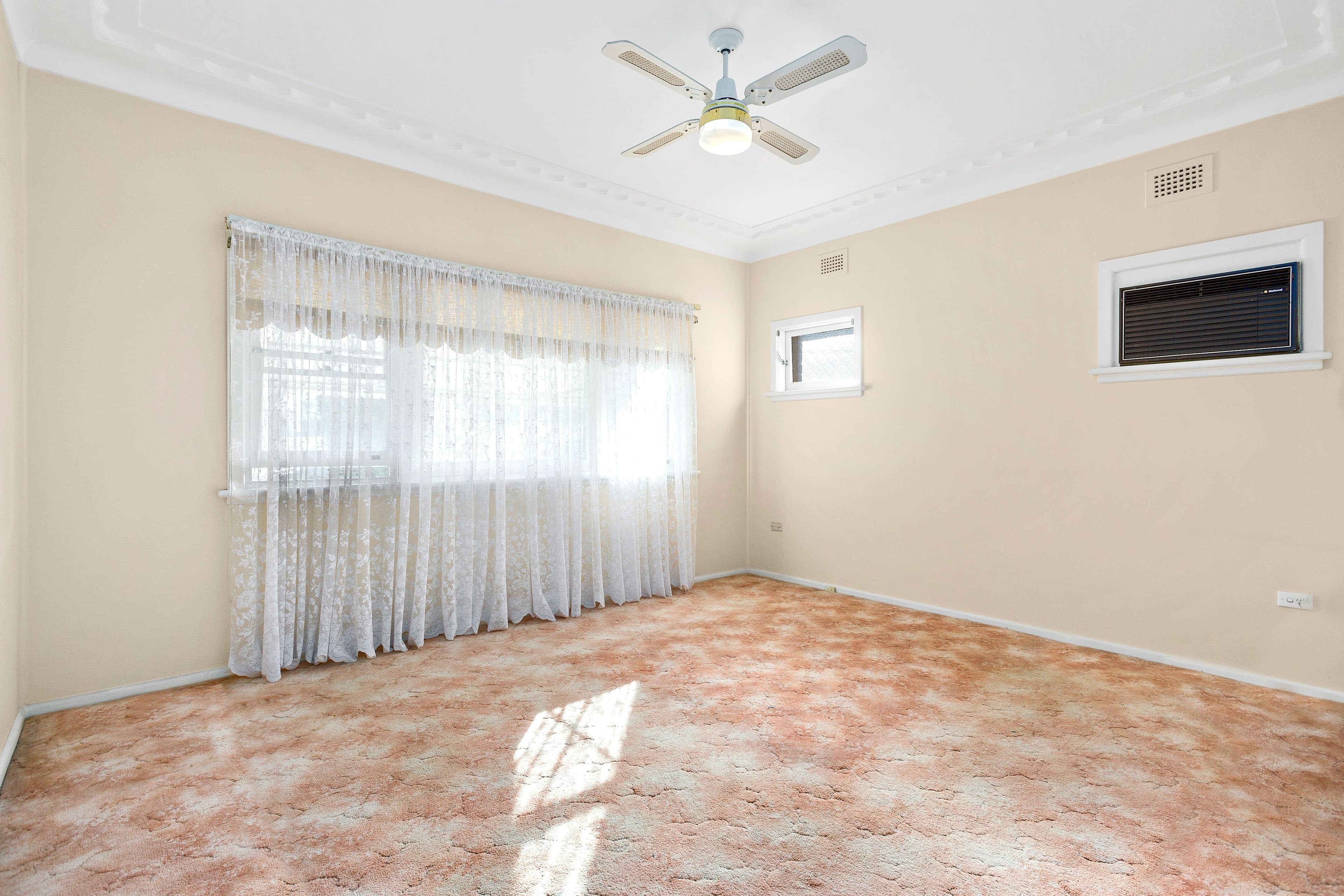 9 Whitfield Parade, Hurstville Grove NSW 2220, Hurstville Grove - Thumbnail 6