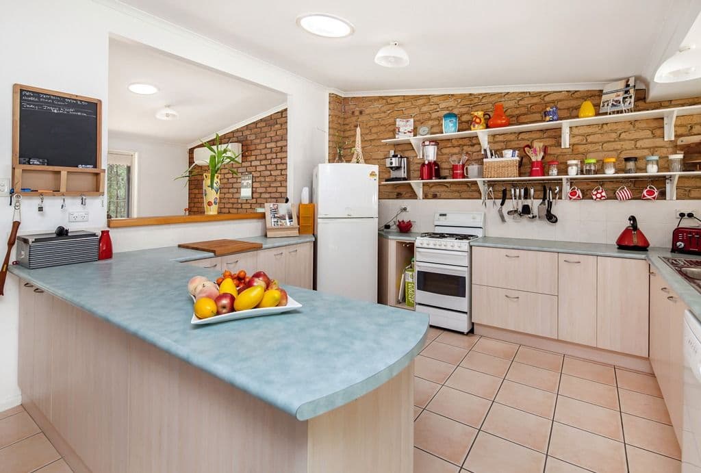 38 Isambert Road, GLENVIEW QLD 4553, Glenview - Thumbnail 2