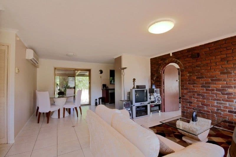 24 Exilis Street, ROCHEDALE SOUTH QLD 4123, Rochedale South - Thumbnail 6