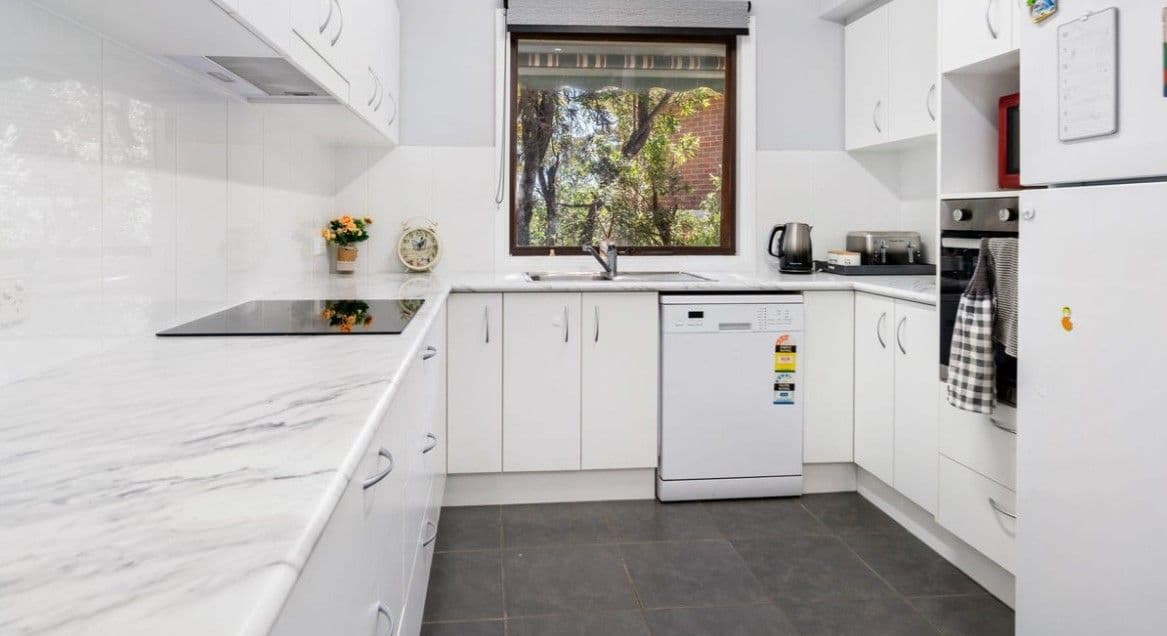4 Dimbanna Court, Springdale Heights NSW 2641, Springdale Heights - Thumbnail 2