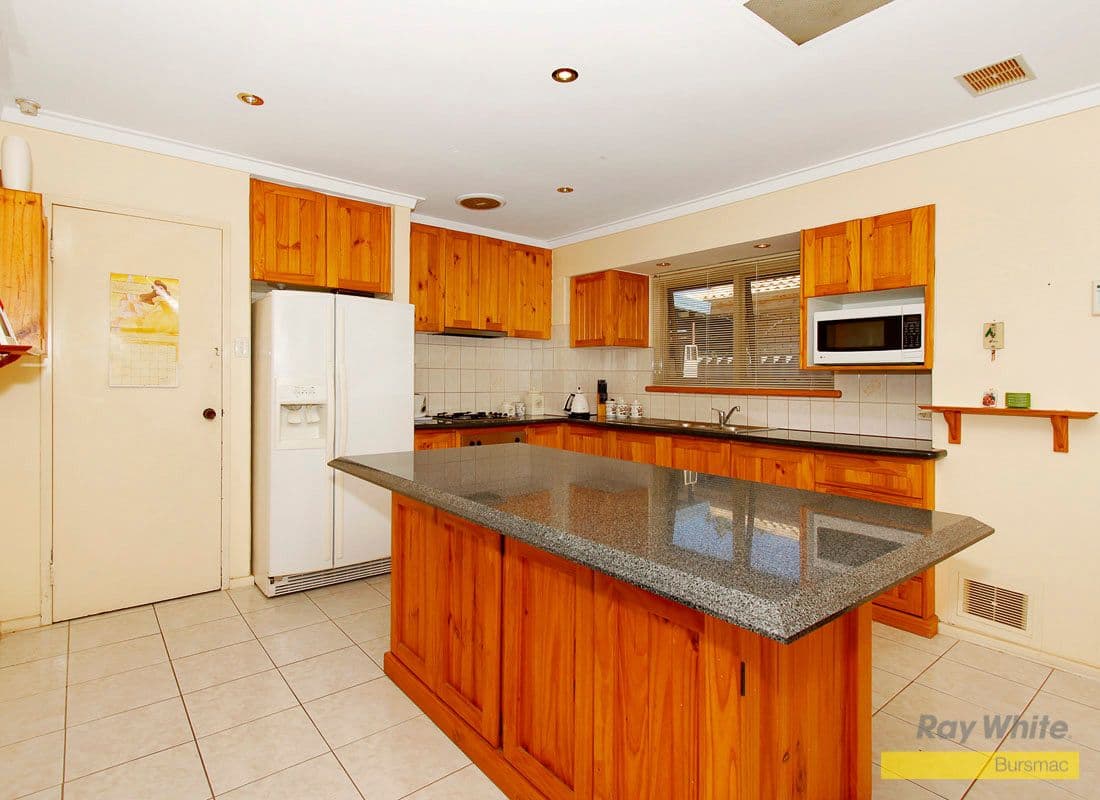 26 Blackmore Avenue, GIRRAWHEEN WA 6064, Girrawheen - Thumbnail 2