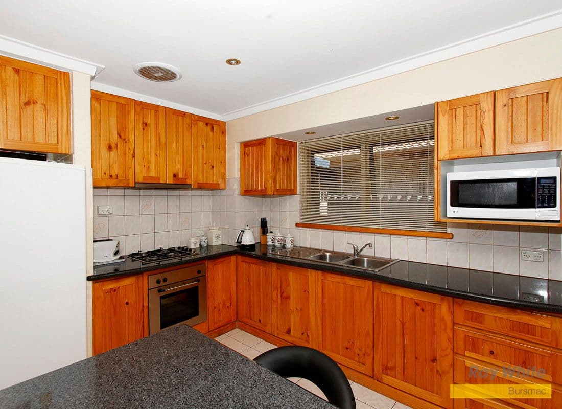 26 Blackmore Avenue, GIRRAWHEEN WA 6064, Girrawheen - Thumbnail 3