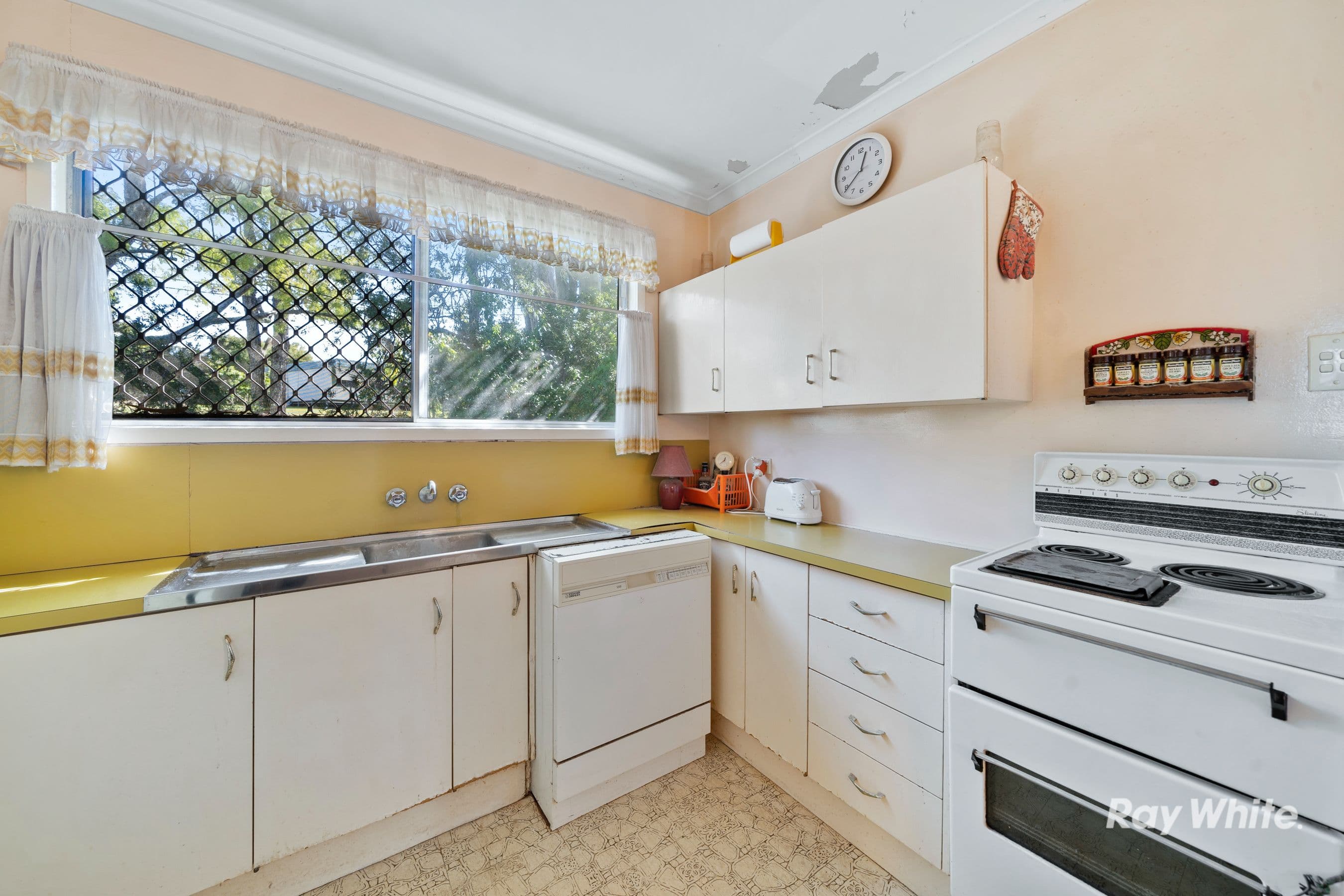 30 Allbutt Street, Kuraby QLD 4112, Kuraby - Thumbnail 4