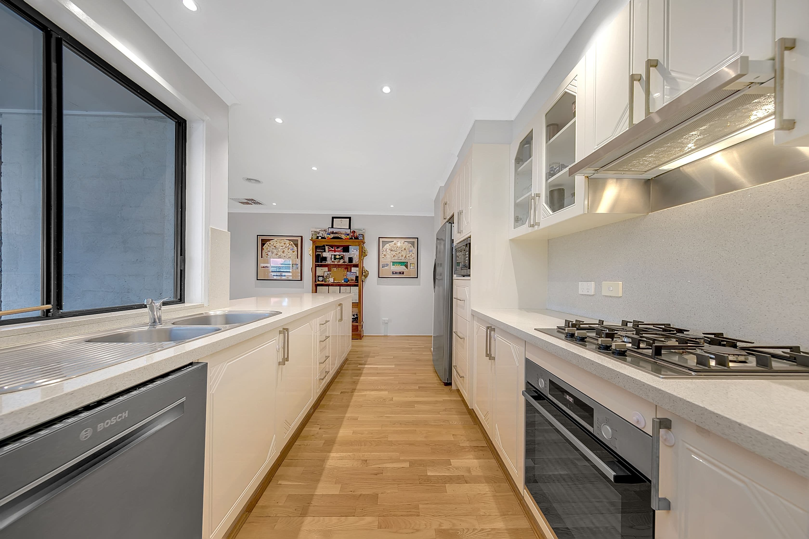 68 Stagecoach Boulevard, South Morang VIC 3752, South Morang - Thumbnail 3