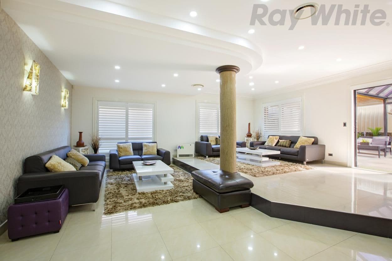 19 Harraden Drive, West Hoxton - Thumbnail 4