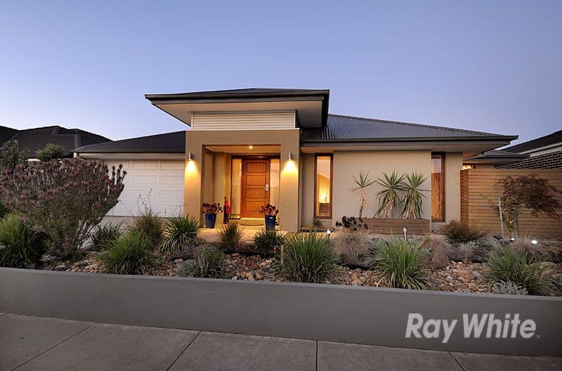 6 Limousin Court, BERWICK VIC 3806, Berwick - Image 1