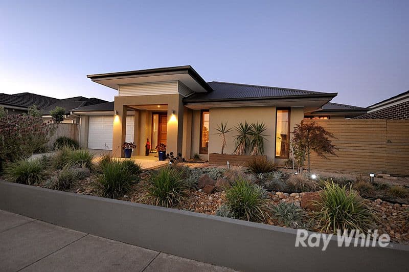 6 Limousin Court, BERWICK VIC 3806, Berwick - Thumbnail 2
