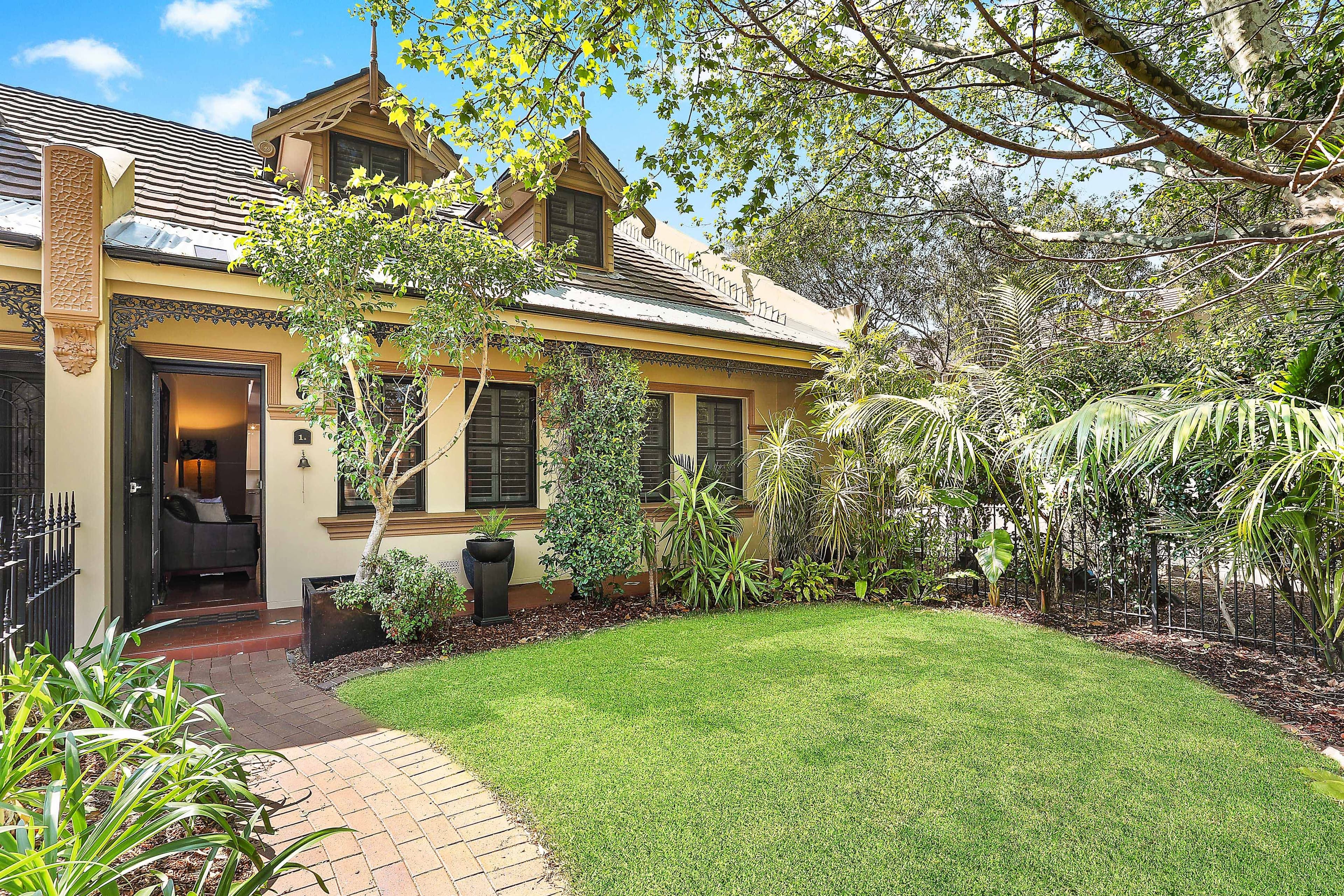 44 William Street, Botany - Image 1