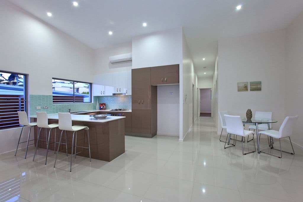 53 Douglas Street, GREENSLOPES QLD 4120, Greenslopes - Thumbnail 4