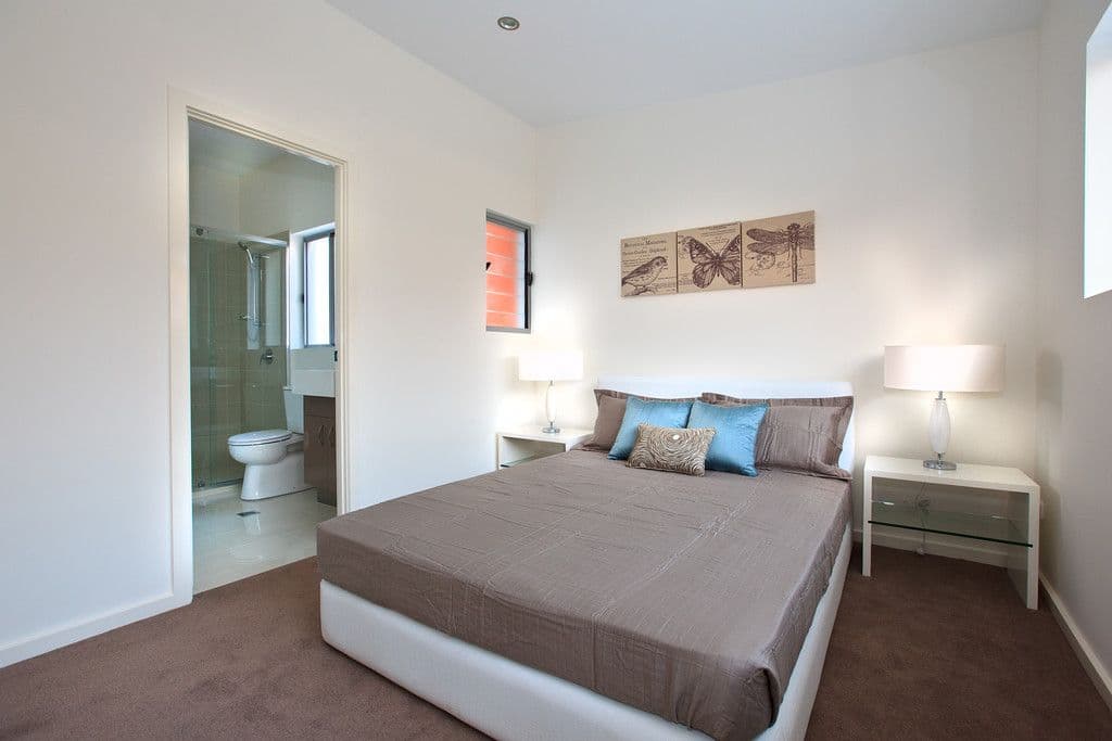 53 Douglas Street, GREENSLOPES QLD 4120, Greenslopes - Thumbnail 7