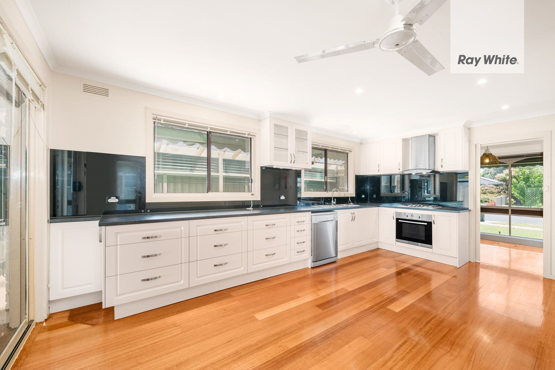 25 Gael Court, Mernda VIC 3754, Mernda - Thumbnail 2
