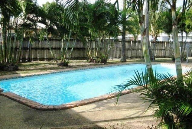 35 Van Eldik Avenue, ANDERGROVE QLD 4740, Andergrove - Thumbnail 2