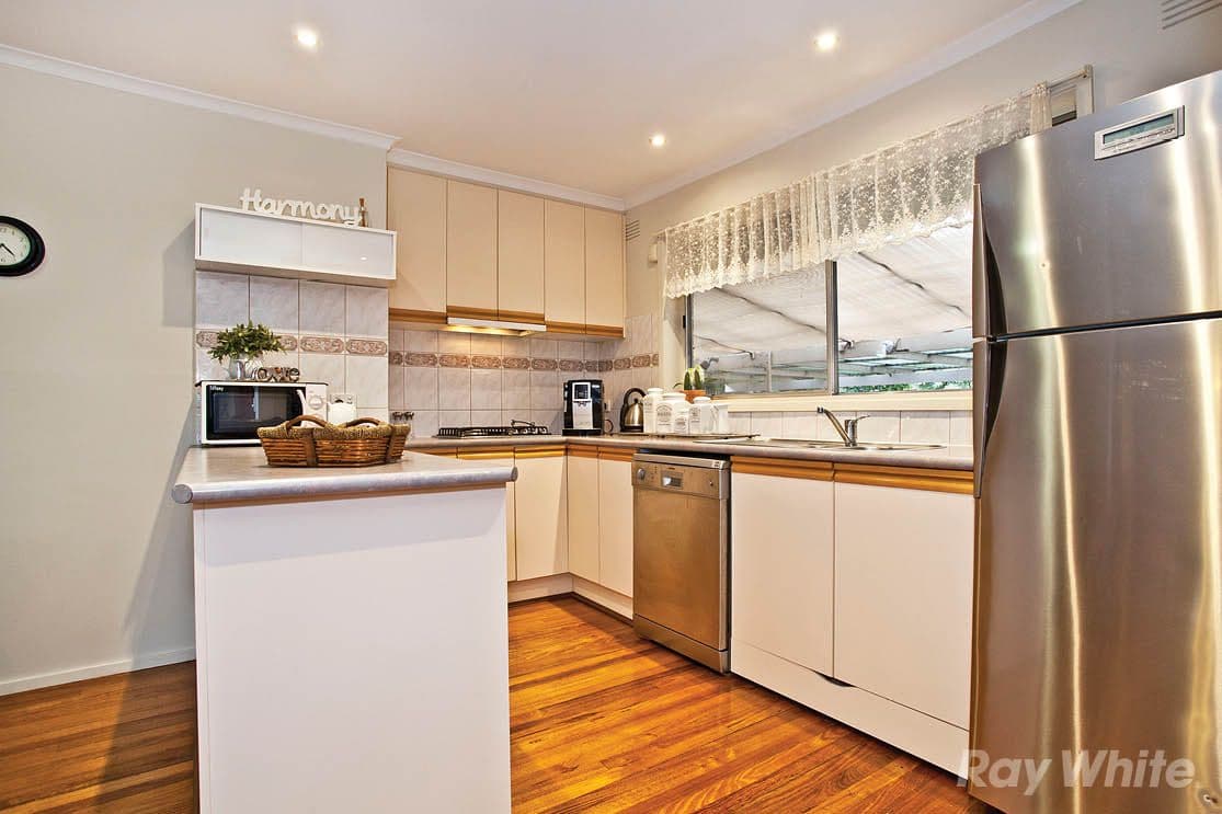 25 Huxley Avenue, MULGRAVE VIC 3170, Mulgrave - Thumbnail 2