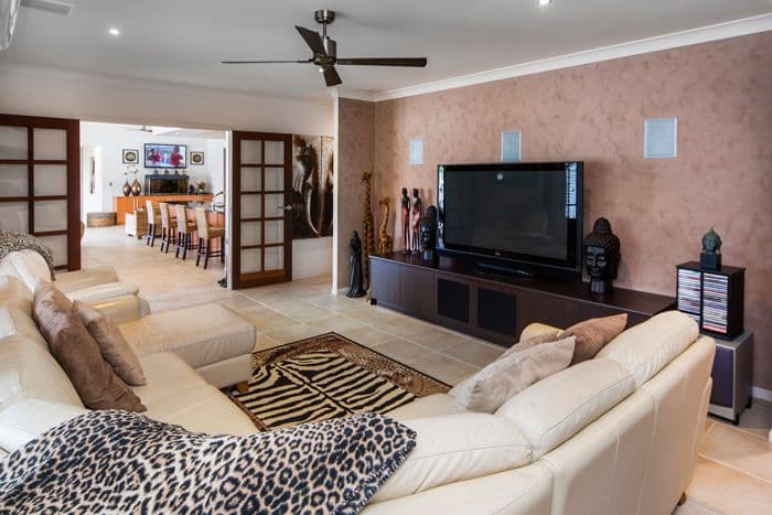 31 Calmwater Crescent, Helensvale QLD 4212, Helensvale - Thumbnail 8