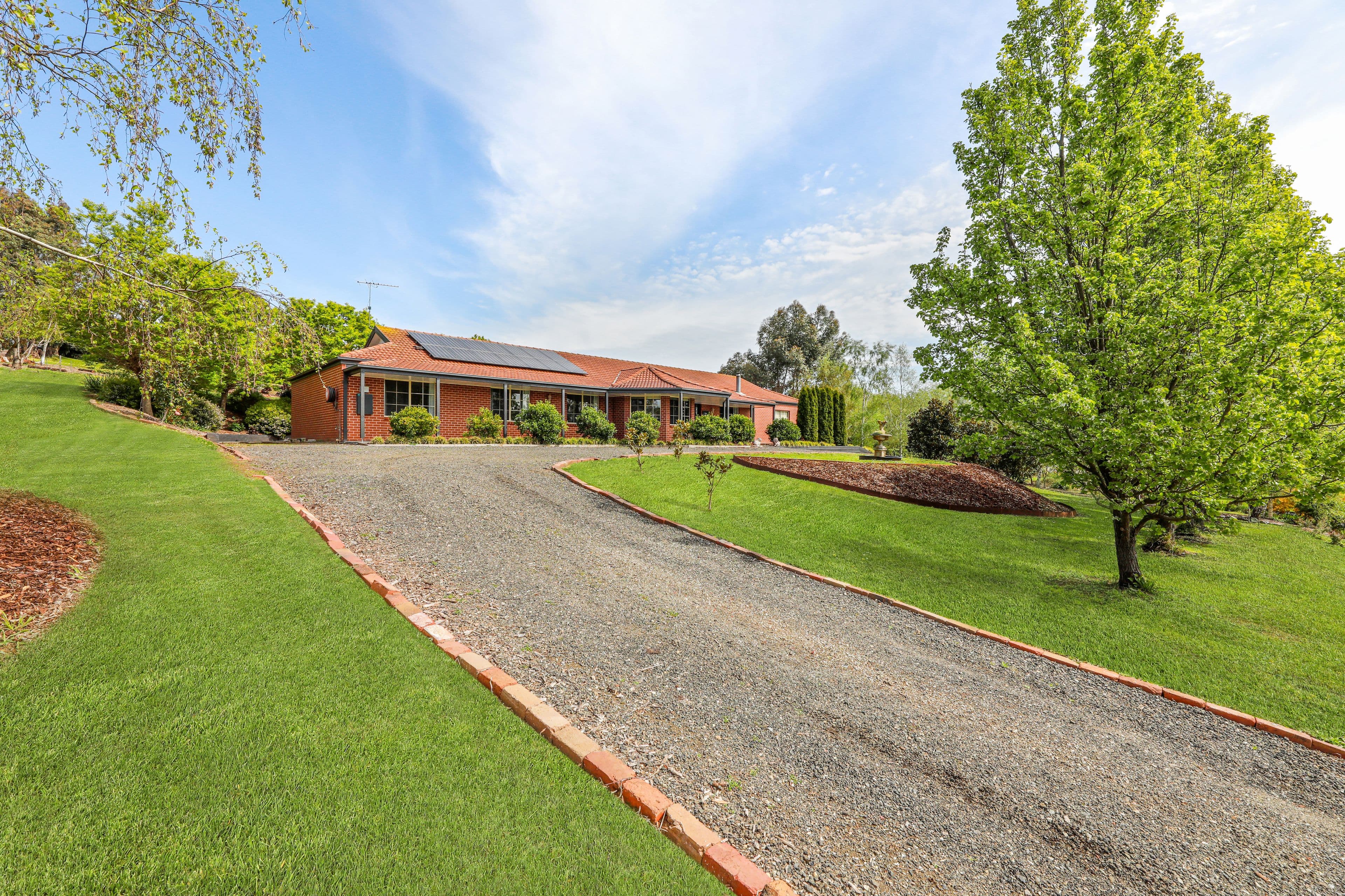 8 Green Valley Drive, Drouin VIC 3818, Drouin - Image 1