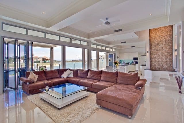 32 Knightsbridge Parade West, SOVEREIGN ISLANDS QLD 4216, Sovereign Islands - Thumbnail 3