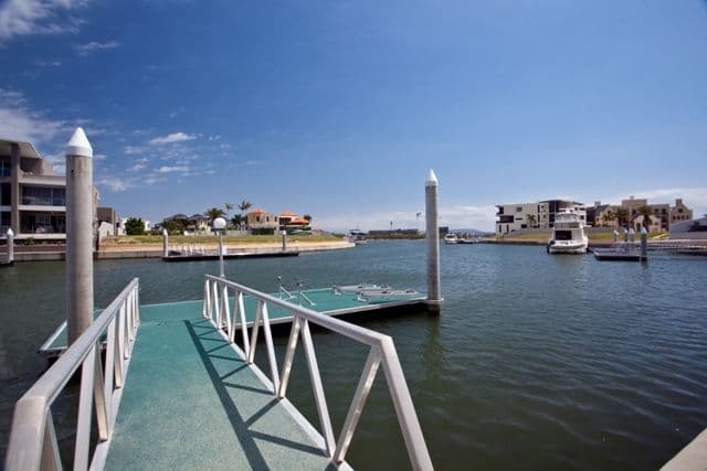 32 Knightsbridge Parade West, SOVEREIGN ISLANDS QLD 4216, Sovereign Islands - Thumbnail 6