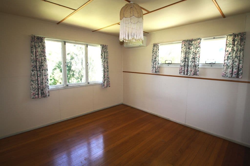 24 Glen Road, Warwick QLD 4370, Warwick - Thumbnail 2