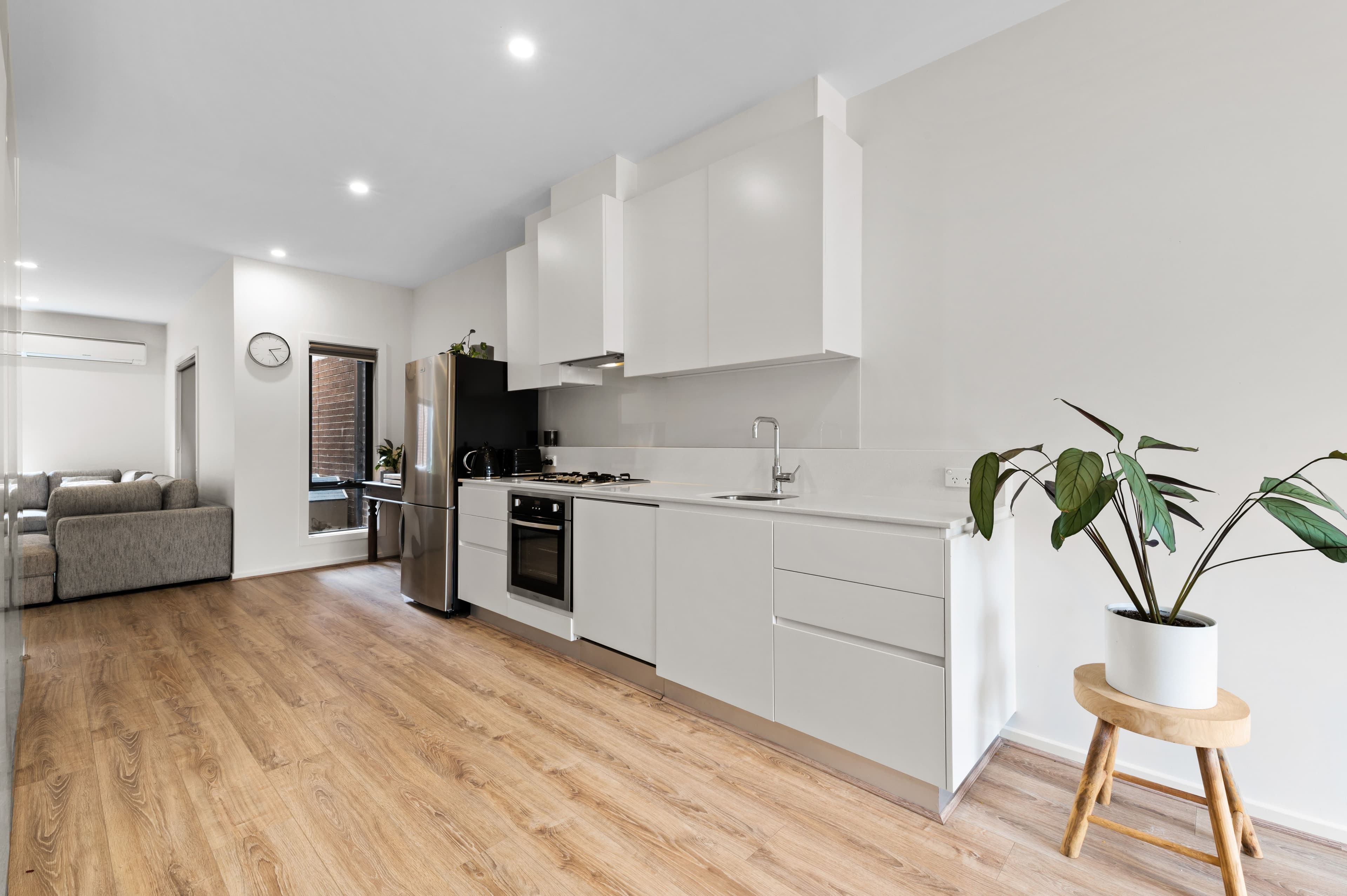 26 Gorge Road, South Morang VIC 3752, South Morang - Thumbnail 3