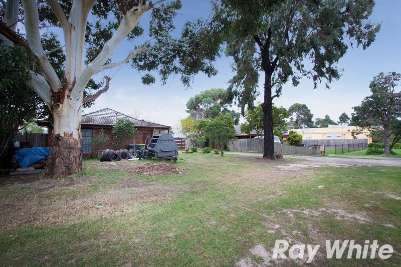 10 Mill Street, PAKENHAM VIC 3810, Pakenham - Thumbnail 3