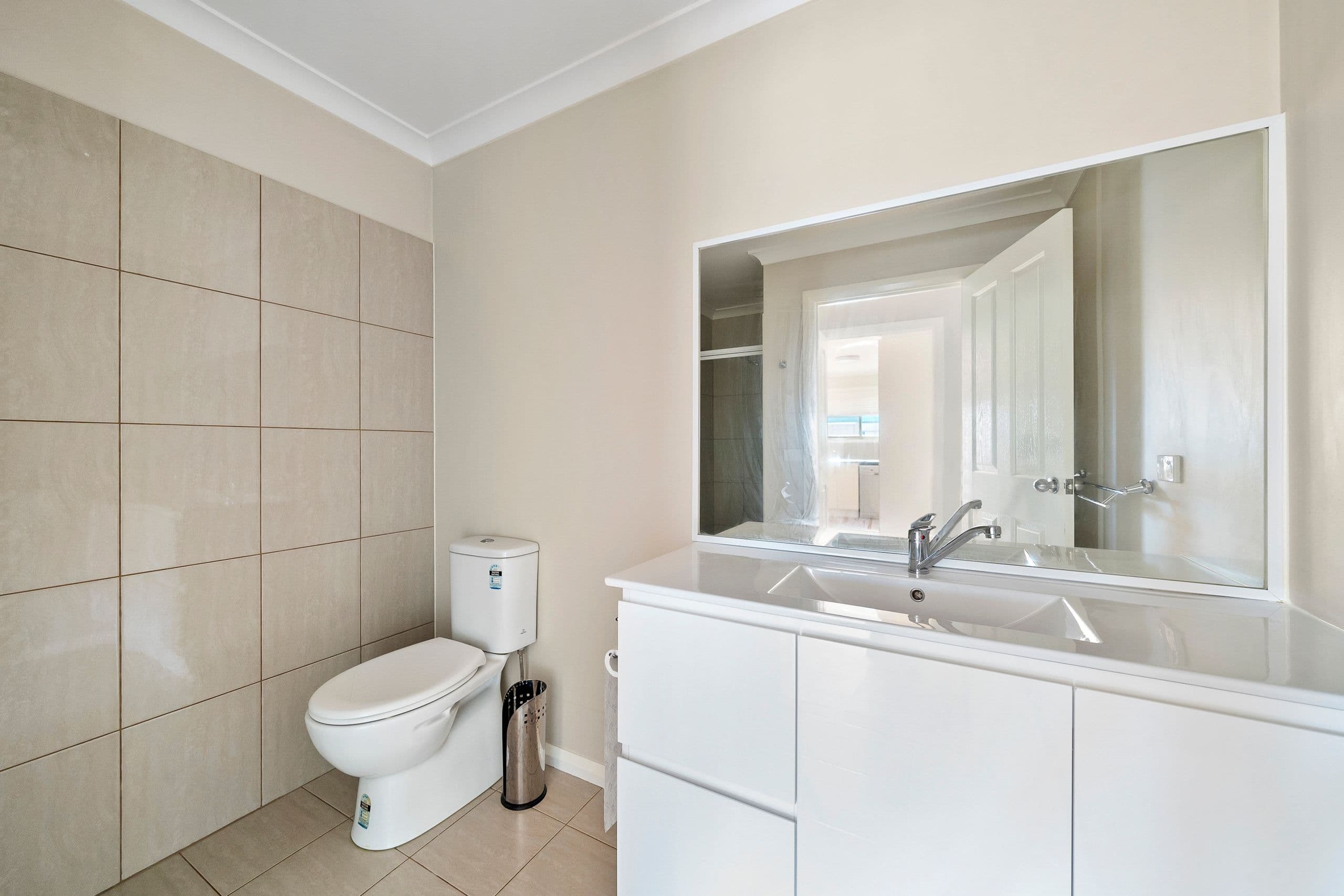 34 Nixon Street, Benalla VIC 3672, Benalla - Thumbnail 8