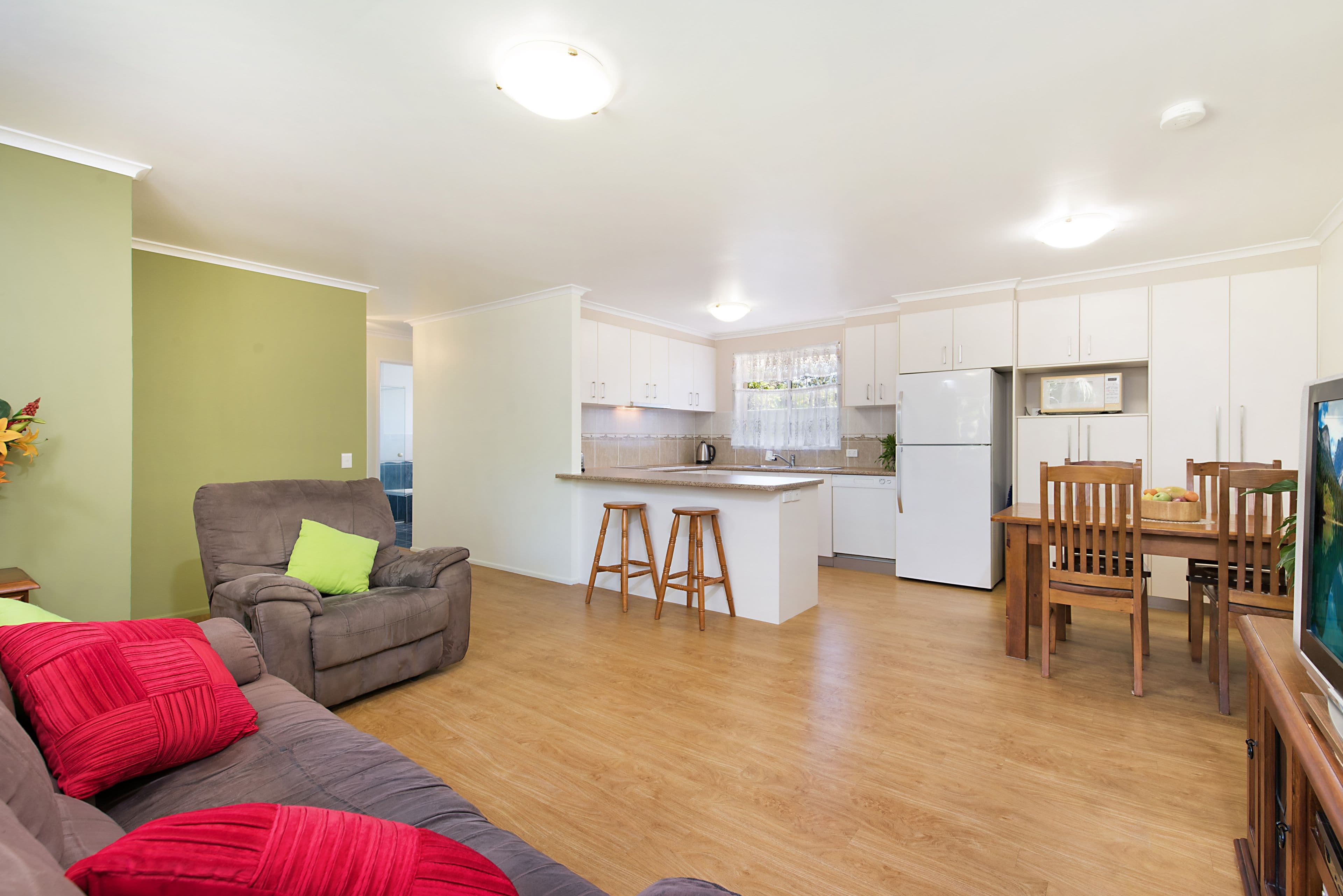 301 Main Road, Kuluin QLD 4558, Kuluin - Thumbnail 2