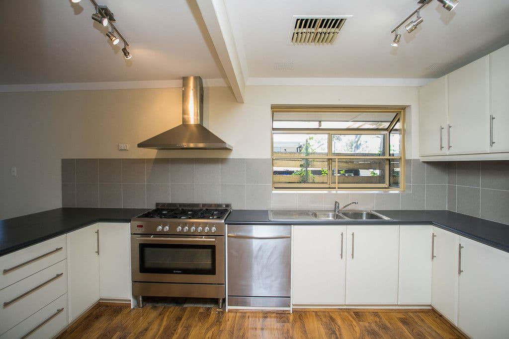 14 John Street, Gooseberry Hill WA 6076, Gooseberry Hill - Thumbnail 6