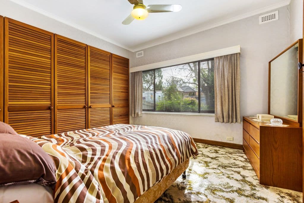 1 Hillside Parade, BOX HILL NORTH VIC 3129, Box Hill North - Thumbnail 8
